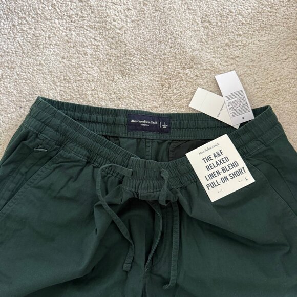 Relaxed Linen-Blend Pull-On Short - Picture 2 of 6